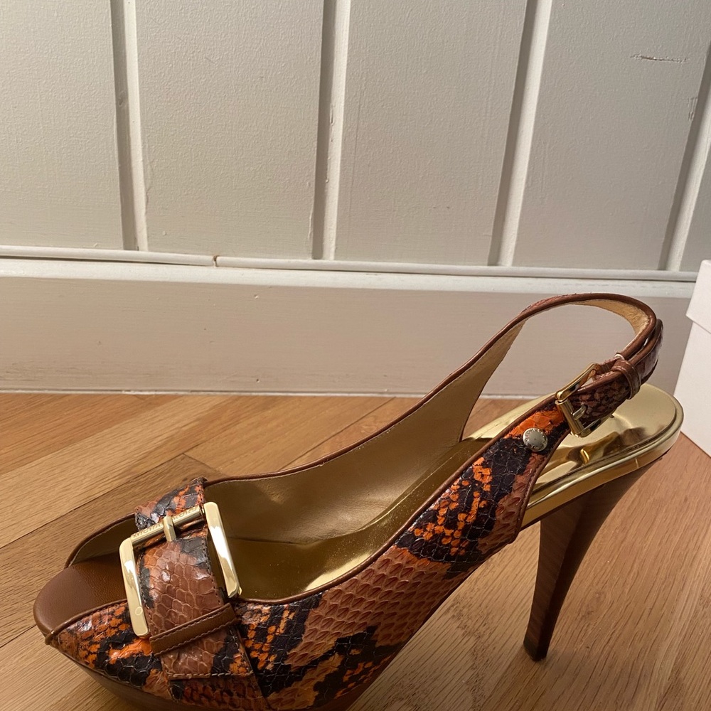 Michael Kors Python Heels Worn Once!! Like New. B… - image 4